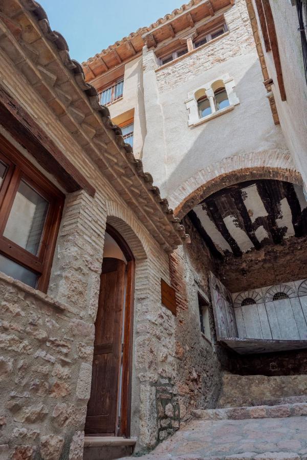 Apartamentos Fuendebanos Alquézar Dış mekan fotoğraf