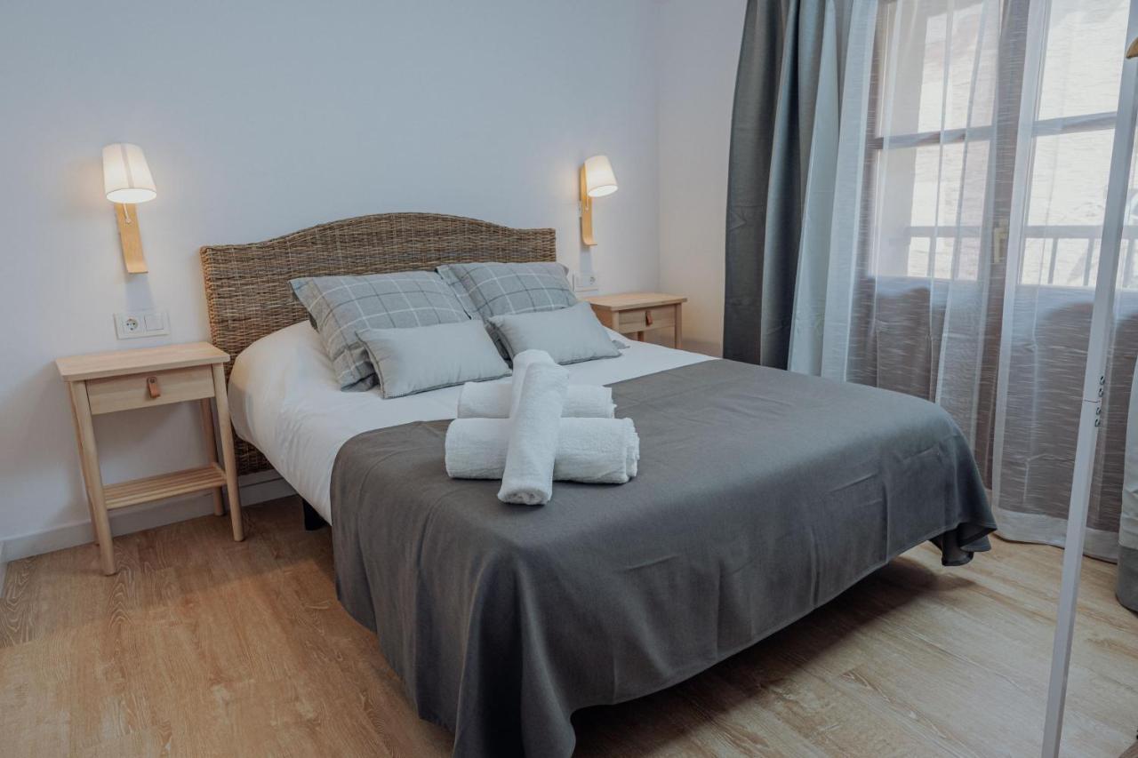 Apartamentos Fuendebanos Alquézar Dış mekan fotoğraf